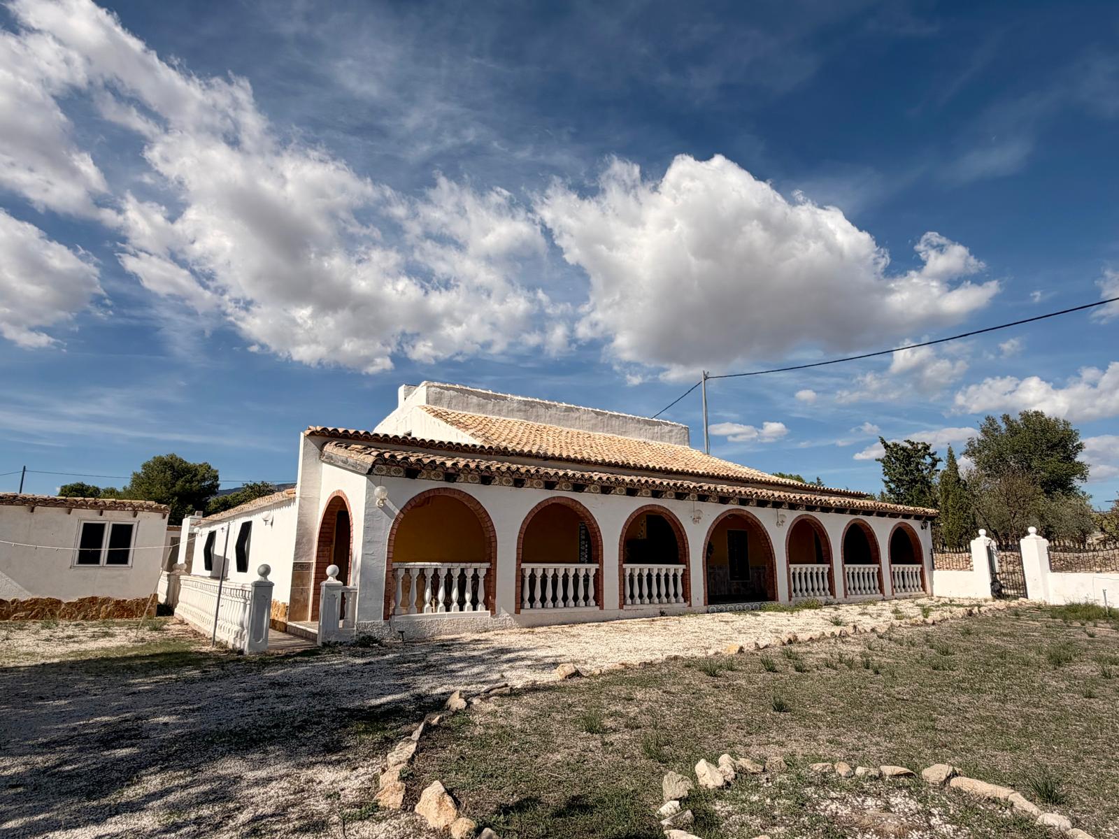 Country House in Pinoso – YC748634