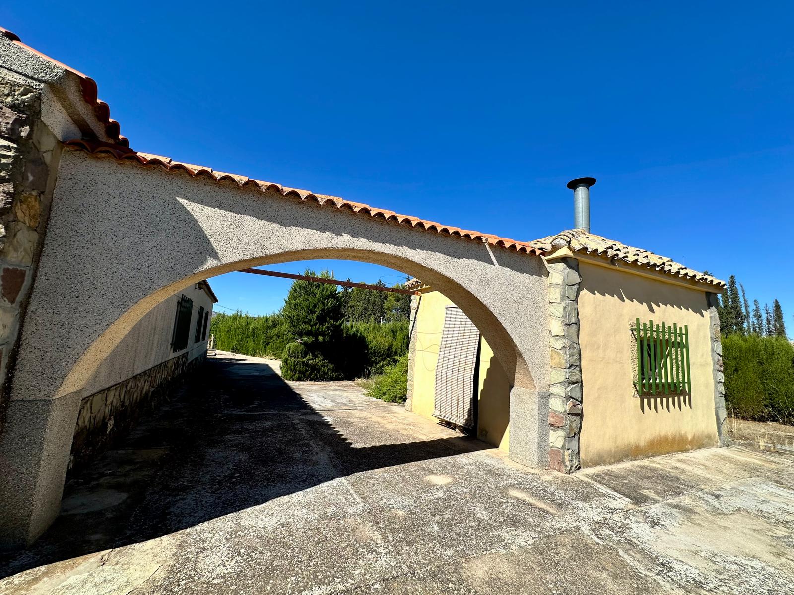 Vrijstaande villa te koop in Yecla