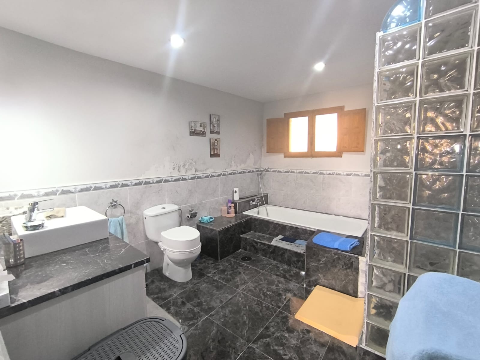 Vrijstaande villa te koop in Monóvar